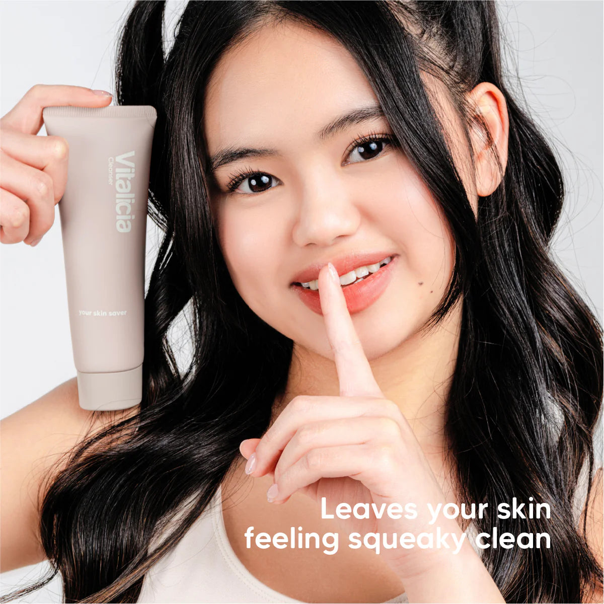 VITALICIA Cleaser Your Skin Saver